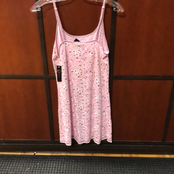 Women’s Cotton Chemise - Picture 2 of 3